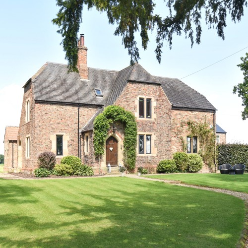 Property News Luxury houses, villas, mansions and estates for sale