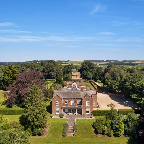 Property News Luxury houses, villas, mansions and estates for sale