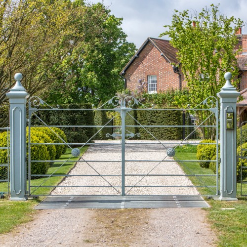 Property News Luxury houses, villas, mansions and estates for sale